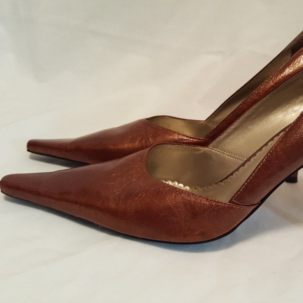 BCBG Girls Burnt Bronze Point Toed Pump
